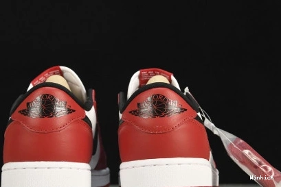 705329-600 Retro Low 1  Jordan Chicago 0927